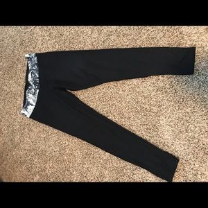 VS Pink Ultimate Legging